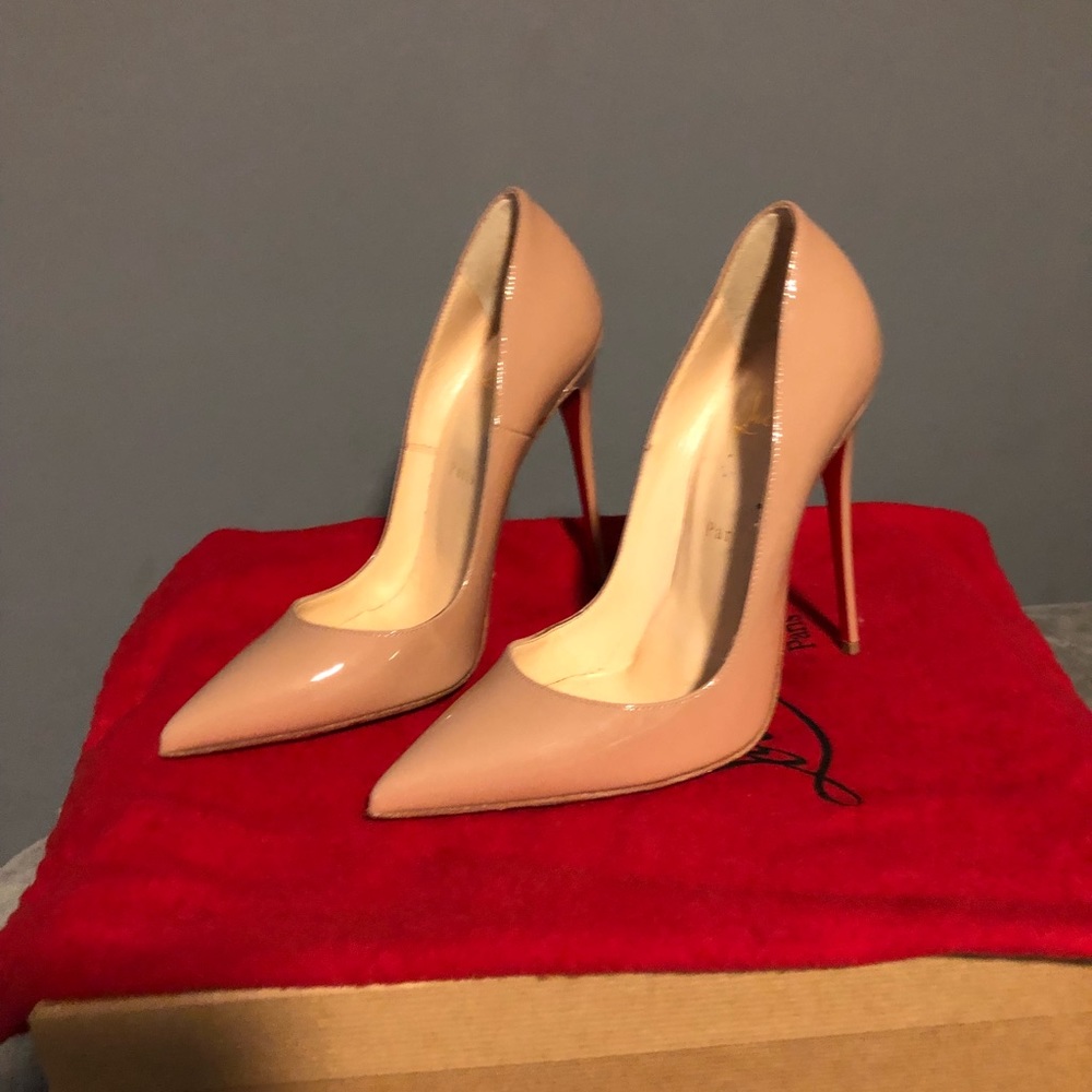 Very good condition so Kate Red bottom